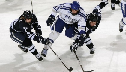 马尚狂砍45分三双0失误，诠释顶级外援价值力压史密斯