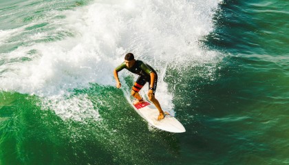 雷霆主帅亲赴雅典开启新篇章 与希腊新星携手重建球队未来