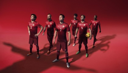 杨瀚森赴美训练引热议，篮球新星的成长之路与家庭抉择