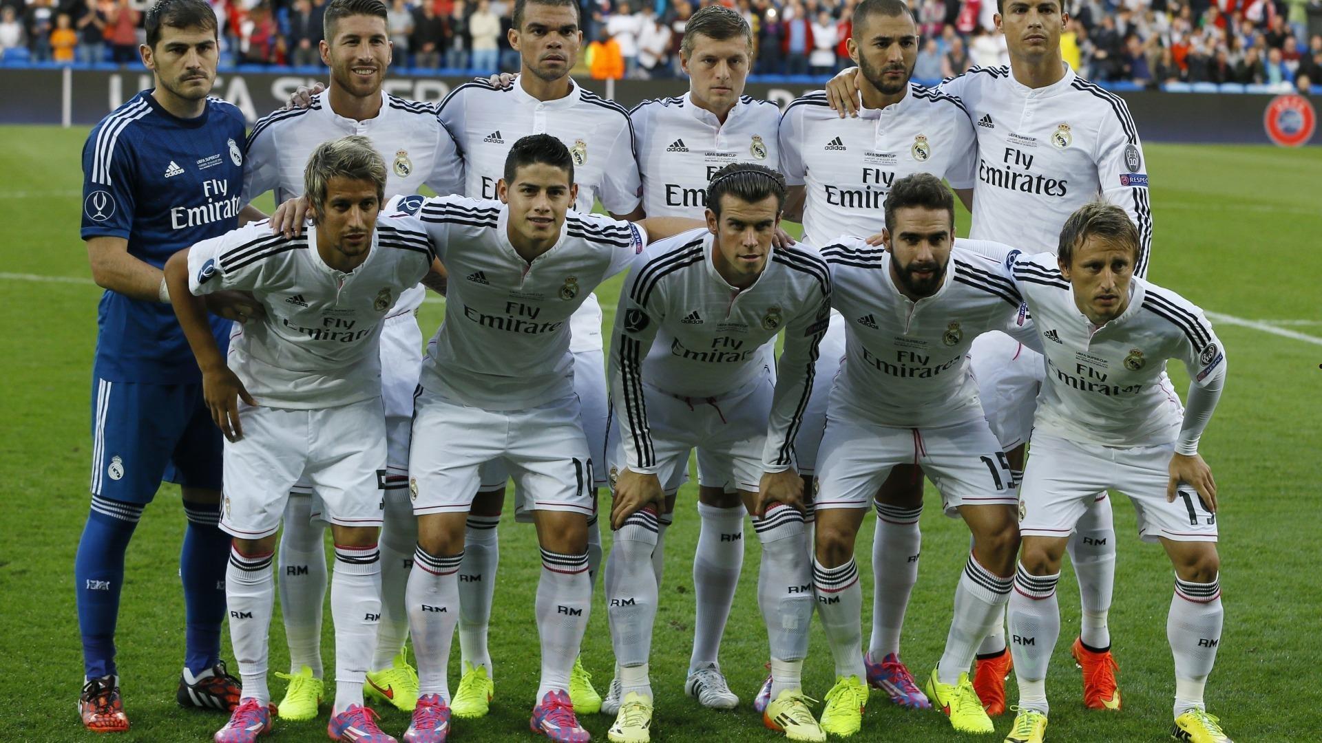 全力詹发威主场击退鹈鹕 斯台普斯沸腾迎浓眉